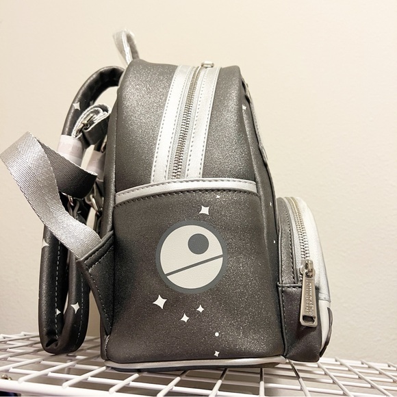 Star Wars Mandalorian Grogu Disney Parks Loungefly Backpack - Picture 4 of 7